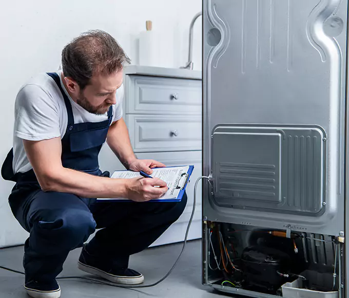 Why Castro Valley, CA Homeowners Choose Appliance Repair Castrovalley for Refrigerator Leak Repair?